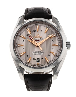 Browse our selection of automatic watches from prestigious brands such as Blancpain, Bell & Ross, Breitling and Rolex.